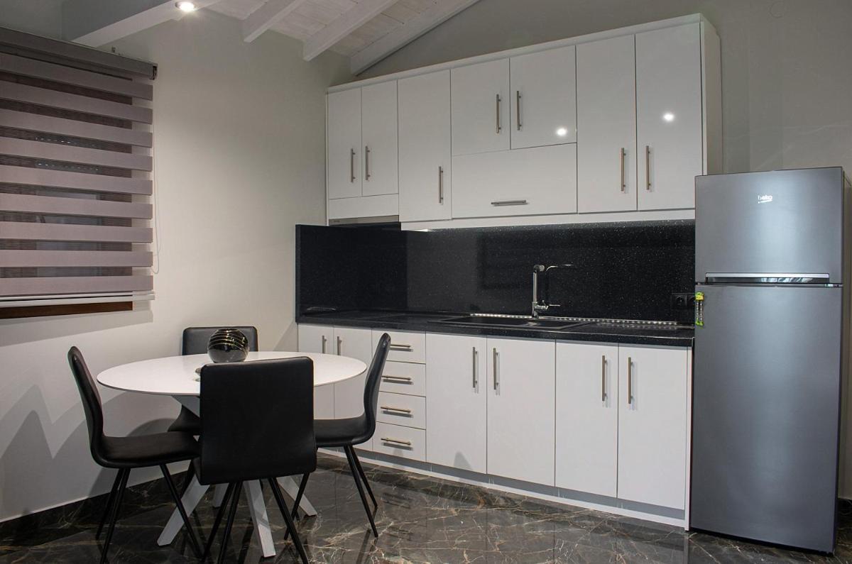 Stamos Apartments And Studios Vourvourou Camera foto